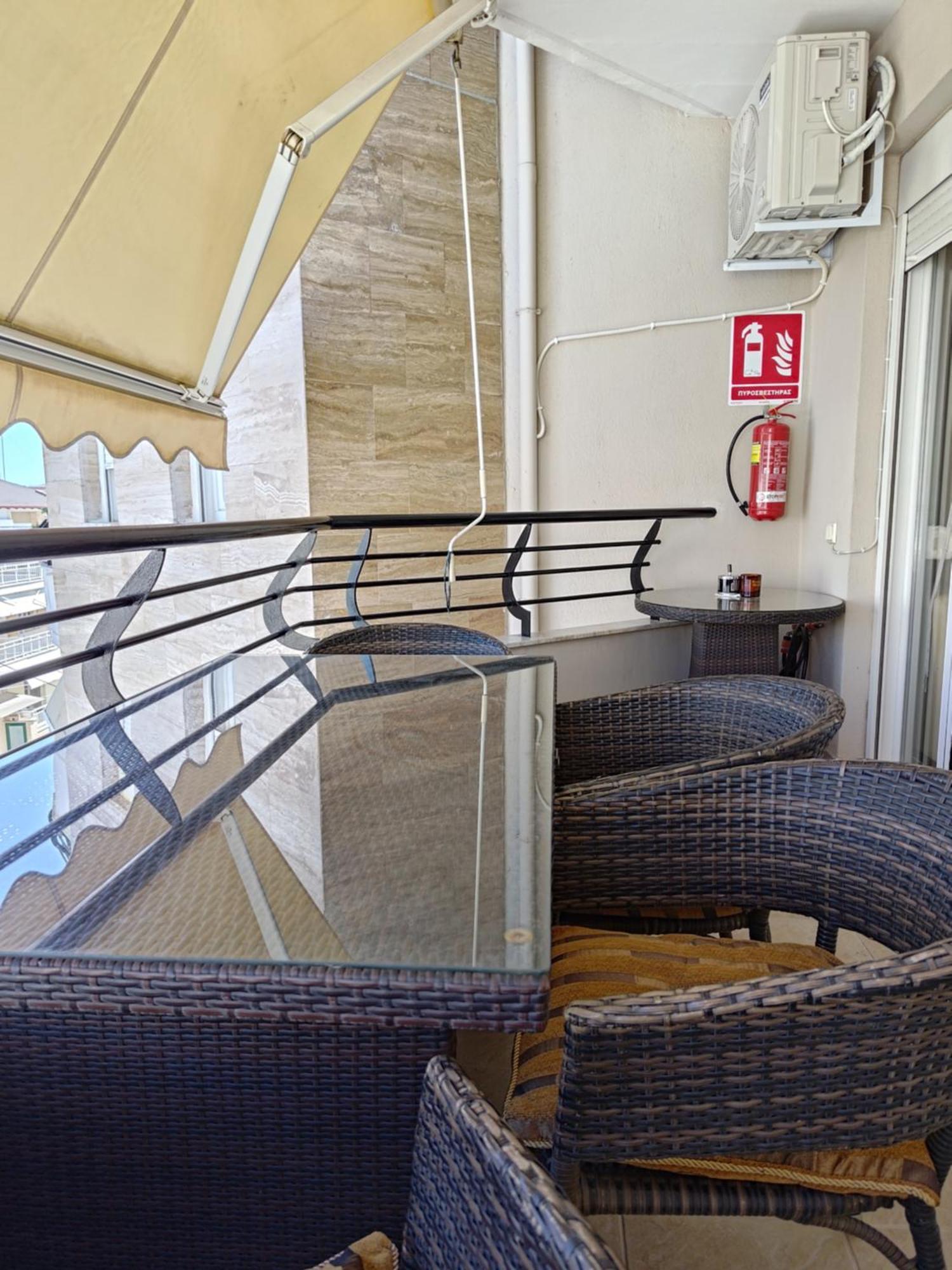 Jordan Downtown Apartment & Parking Катерини Екстериор снимка