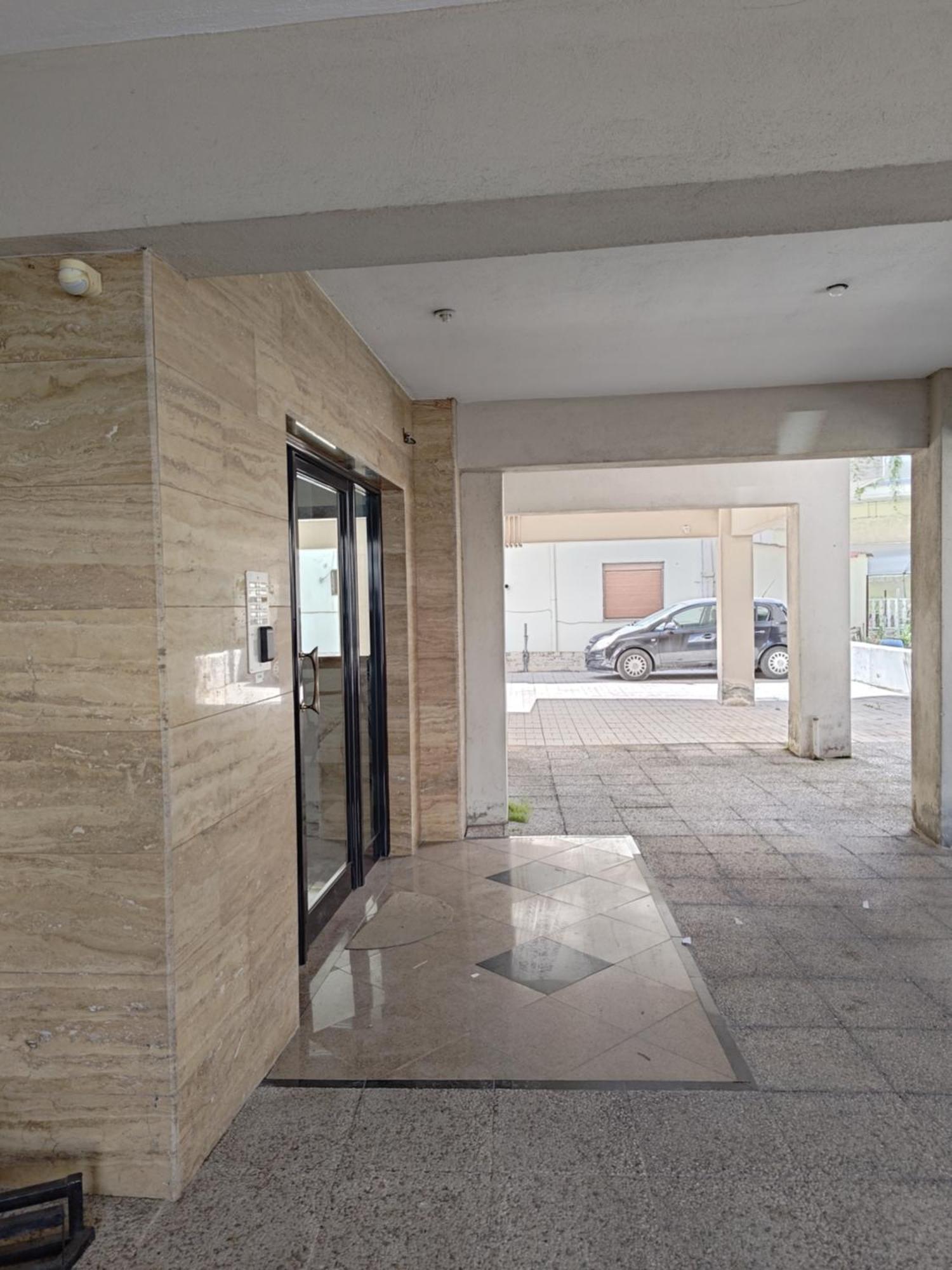 Jordan Downtown Apartment & Parking Катерини Екстериор снимка